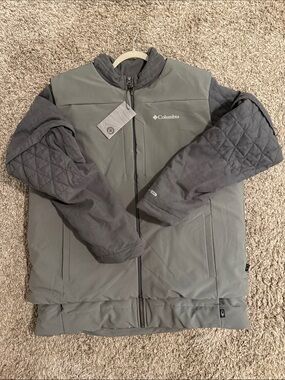 Star Wars x Columbia. Mandalorian interchange hybrid jacket.